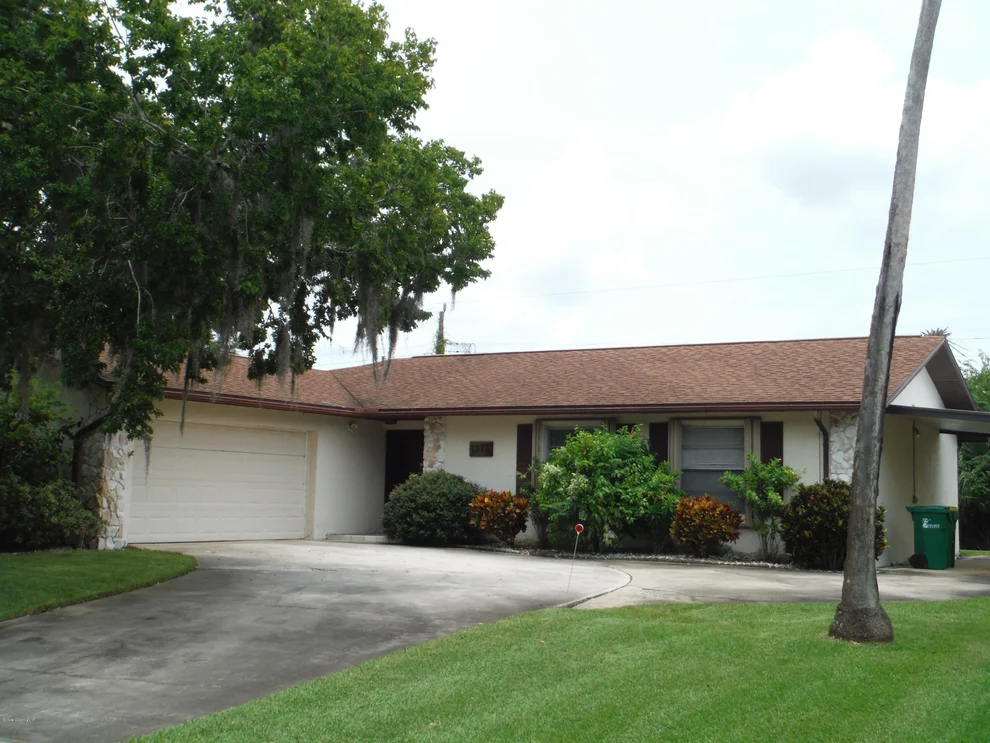 Unit for sale at 1775 Poinciana Avenue, Titusville, FL 32796