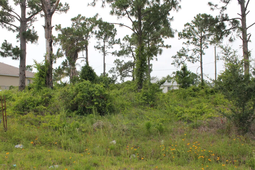 Unit for sale at 1615 SE Whiting Street, Palm Bay, FL 32909