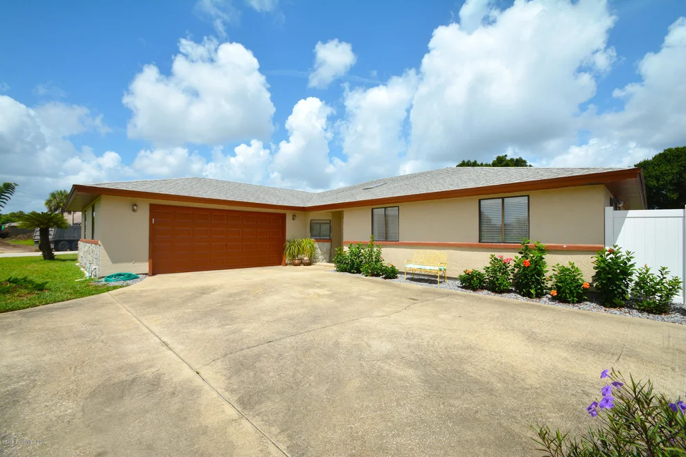 Unit for sale at 1845 Crawford Avenue, Merritt Island, FL 32953