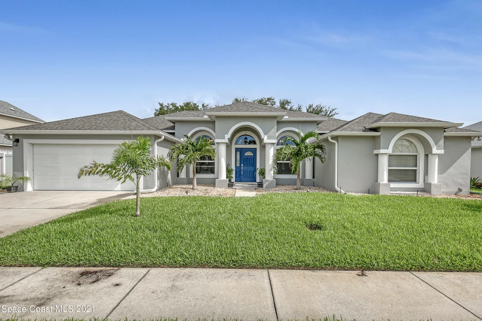 Unit for sale at 540 Sunset Lakes Drive, Merritt Island, FL 32953