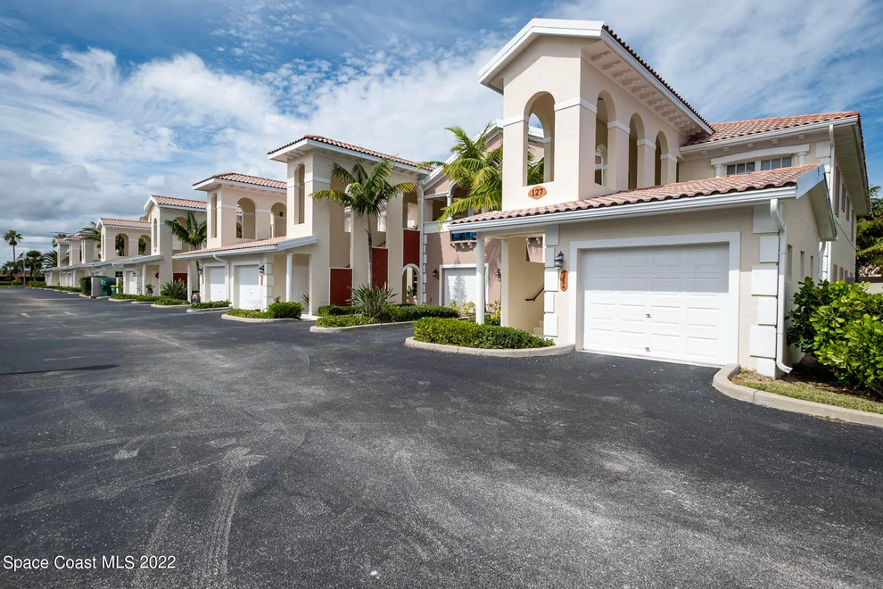 Unit for sale at 125 Lancha Circle, Indian Harbour Beach, FL 32937