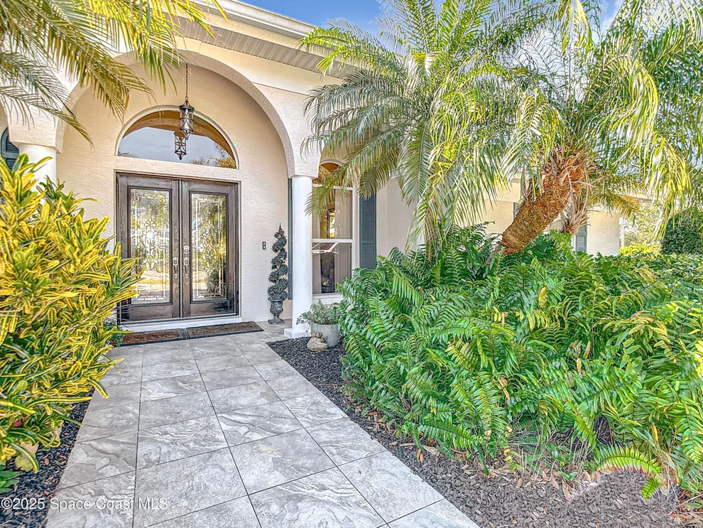 Unit for sale at 603 Cross Creek Drive, Sebastian, FL 32958