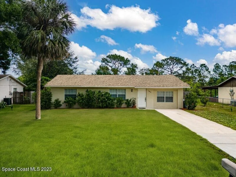 Unit for sale at 463 Cheltenham Avenue SE, Palm Bay, FL 32909