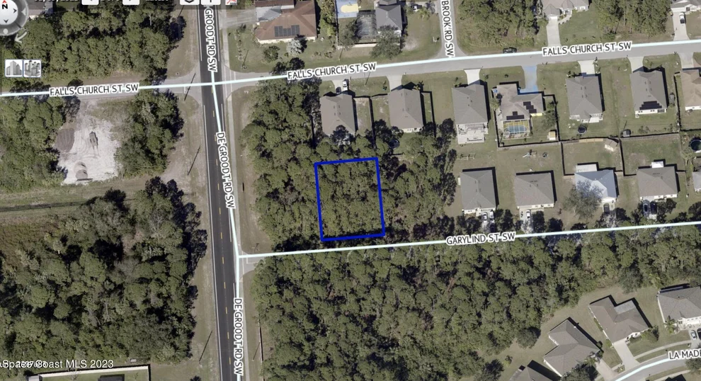 Unit for sale at 291 Garylind Street SW, Palm Bay, FL 32908