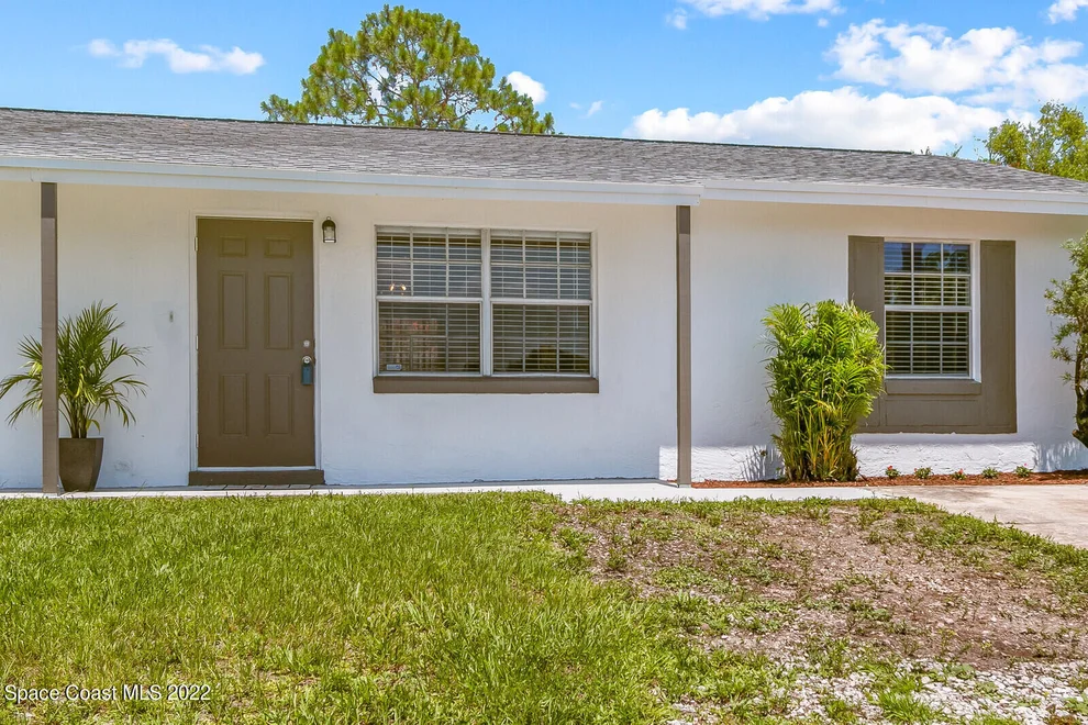 Unit for sale at 747 Lunar Lake Circle, Cocoa, FL 32926