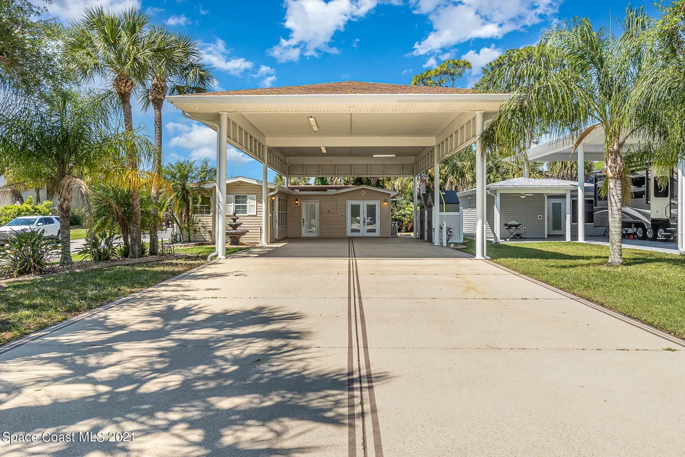 Unit for sale at 864 Plantation Drive, Titusville, FL 32780
