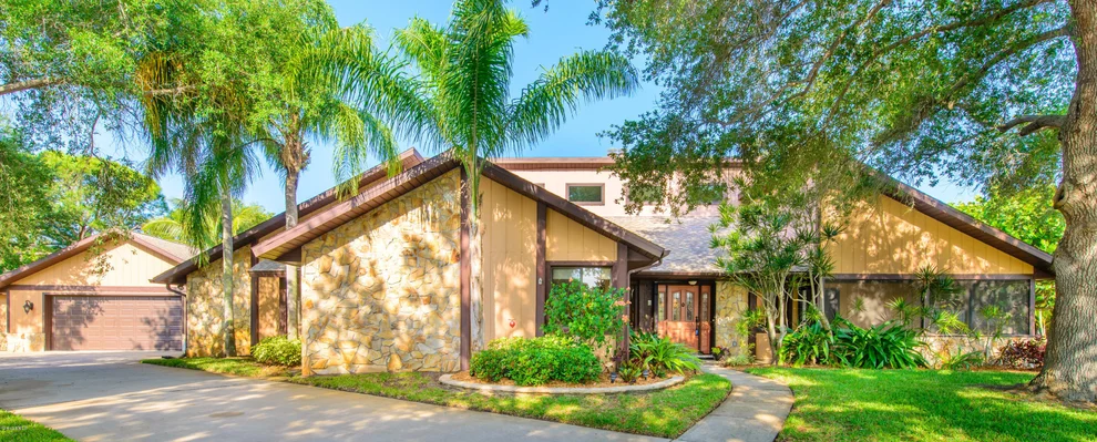 Unit for sale at 8 Inwood Way, Indian Harbour Beach, FL 32937