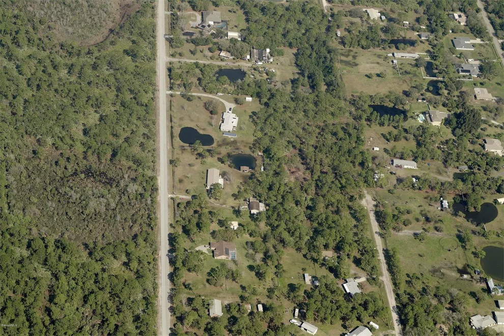 Unit for sale at 2430 Ski Lane, Malabar, FL 32950