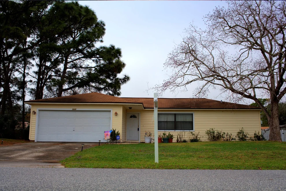 Unit for sale at 7220 Carlowe Avenue, Cocoa, FL 32927