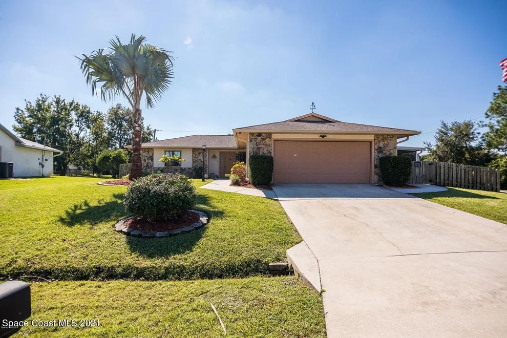 Unit for sale at 376 Trier Road NW, Palm Bay, FL 32907
