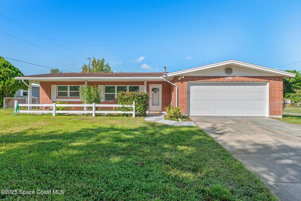 Unit for sale at 4300 Kent Avenue, Titusville, FL 32780