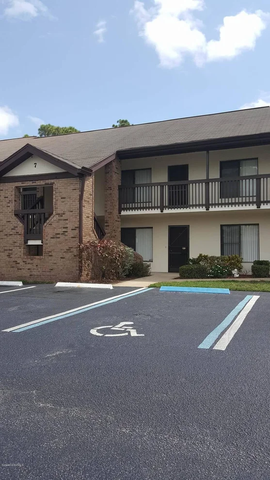 Unit for sale at 1515 Huntington Lane, Rockledge, FL 32955