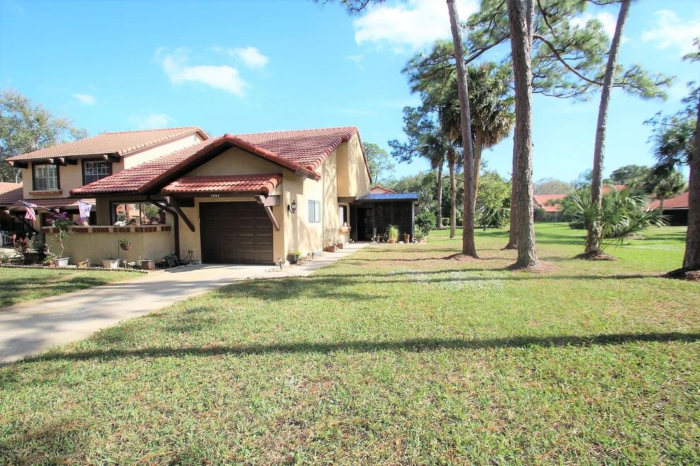 Unit for sale at 1557 Waldorf Circle NE, Palm Bay, FL 32905