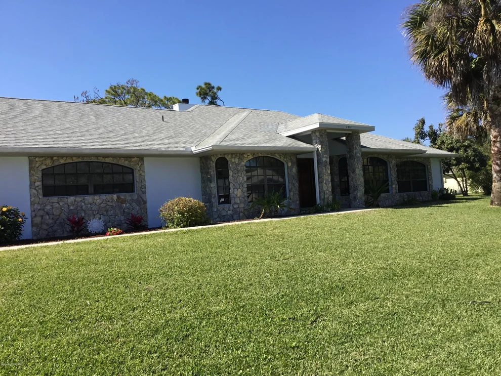 Unit for sale at 250 Awin Circle SE, Palm Bay, FL 32909