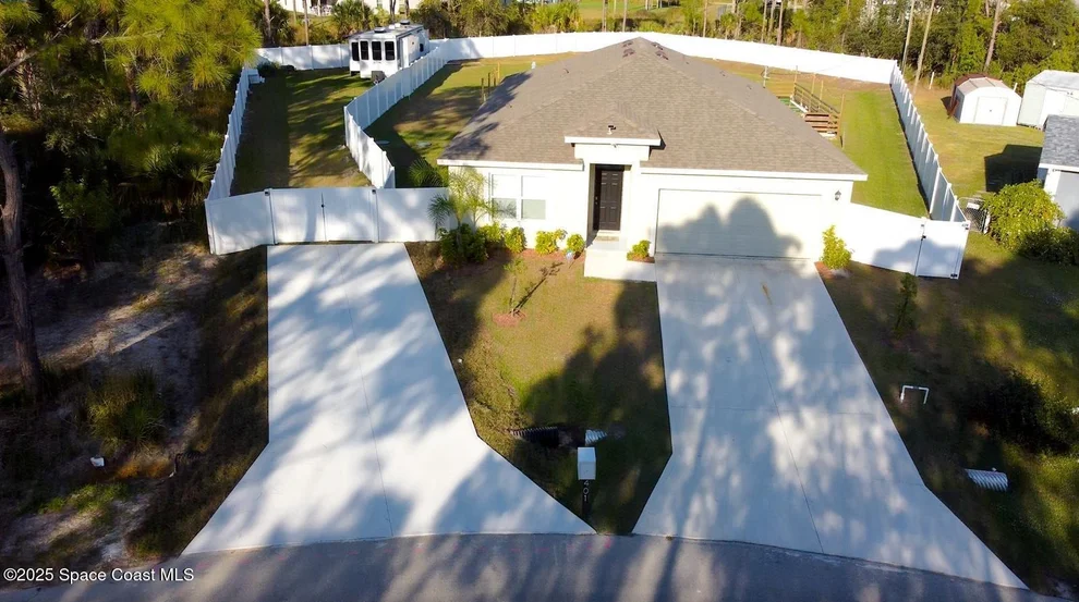 Unit for sale at 401 La Coco Street SW, Palm Bay, FL 32908
