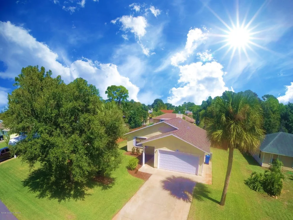 Unit for sale at 116 10th Court, Vero Beach, FL 32962