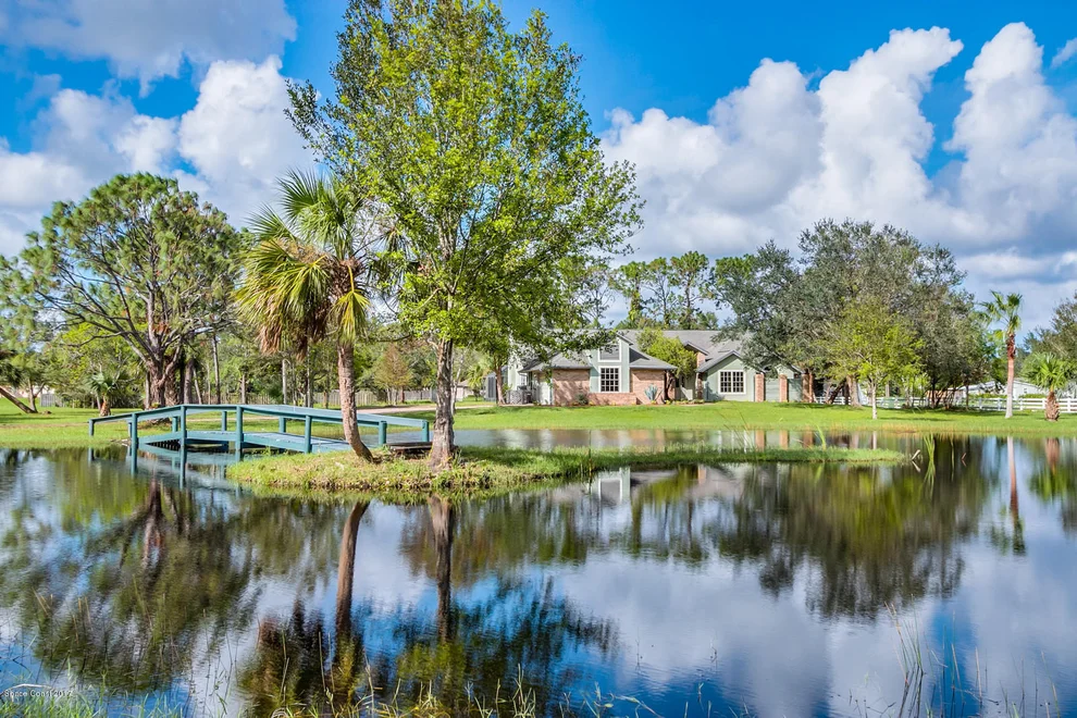 Unit for sale at 4050 Carolwood Drive, Melbourne, FL 32934