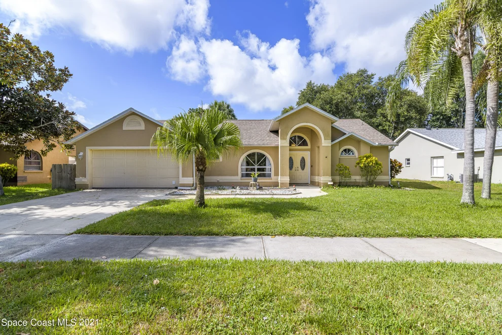 Unit for sale at 3232 Lago Vista Drive, Melbourne, FL 32940