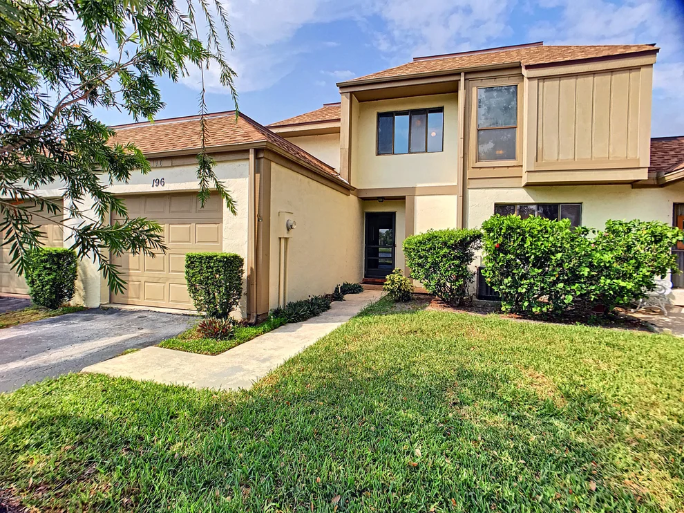 Unit for sale at 196 Country Club Drive, Melbourne, FL 32940
