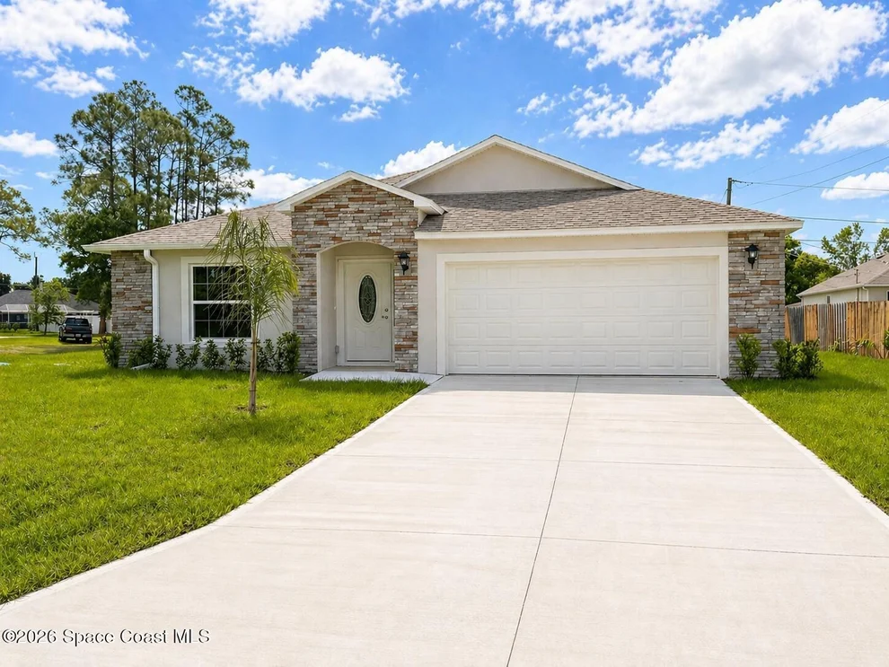 Unit for sale at 694 Airoso Road SE, Palm Bay, FL 32909