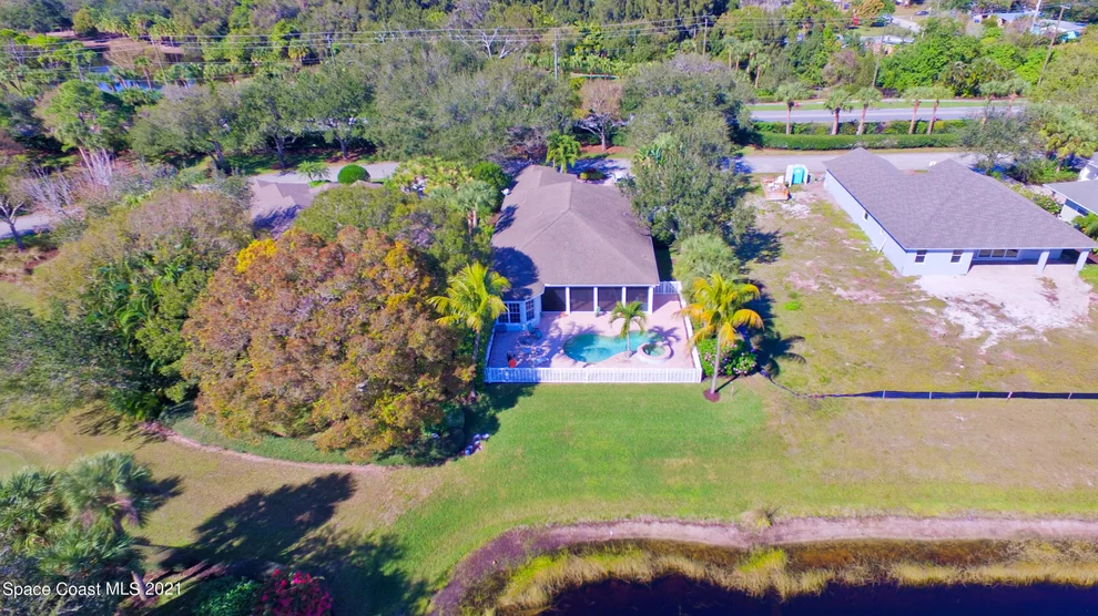 Unit for sale at 202 Oak Hammock Circle SW, Vero Beach, FL 32962