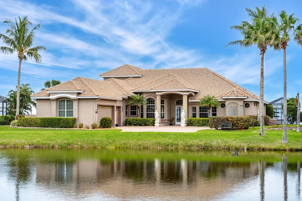 Unit for sale at 8584 Eden Isles Lane, Merritt Island, FL 32952