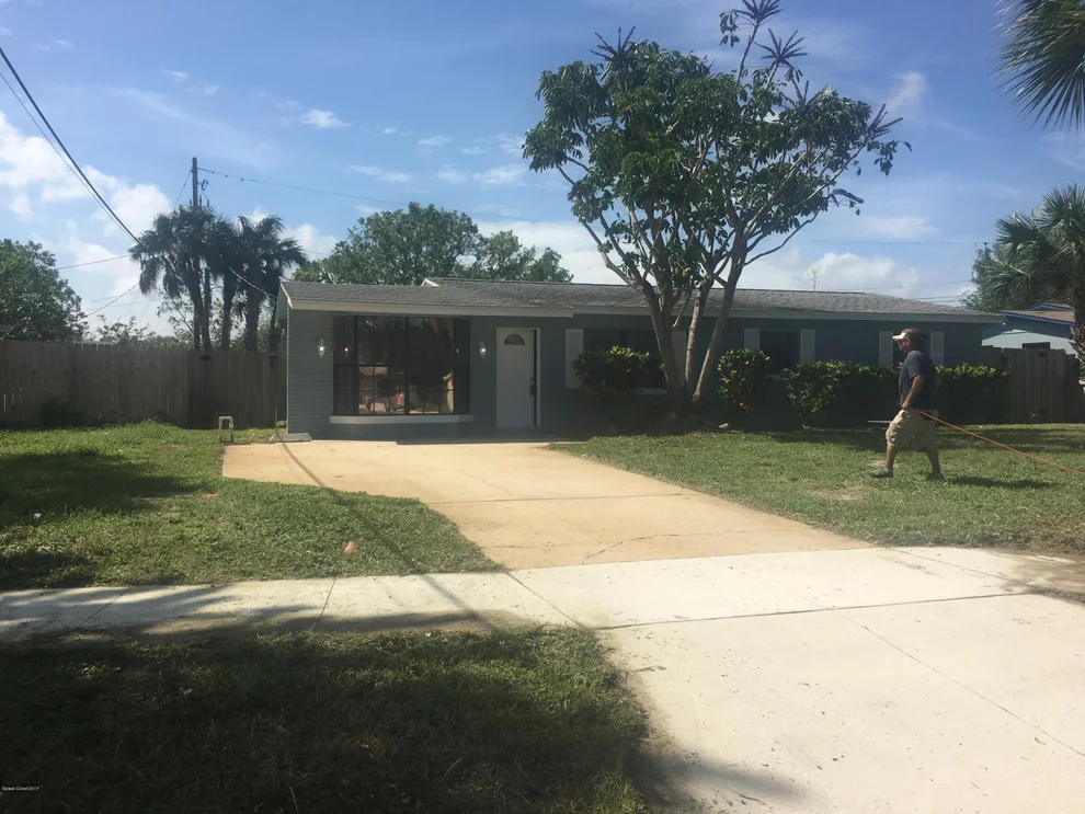 Unit for sale at 4280 Sherwood Boulevard, Melbourne, FL 32935