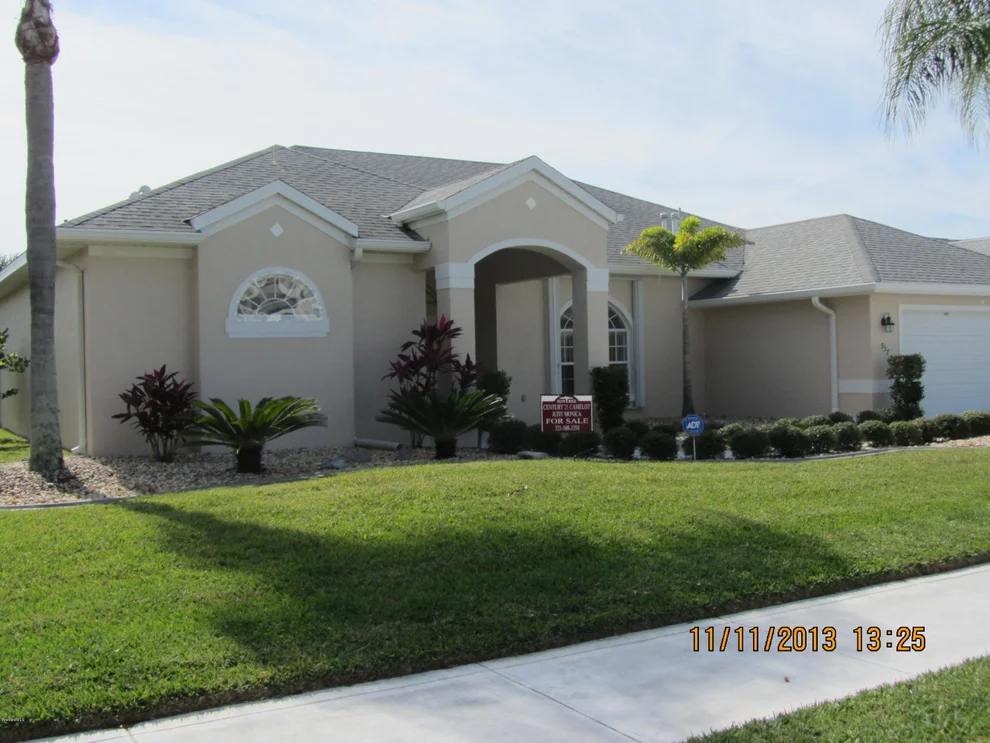 Unit for sale at 957 Fostoria Drive, Melbourne, FL 32940