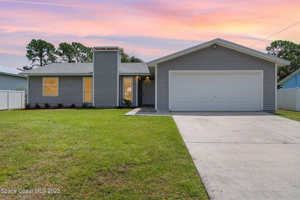 Unit for sale at 875 Gera Avenue NW, Palm Bay, FL 32907