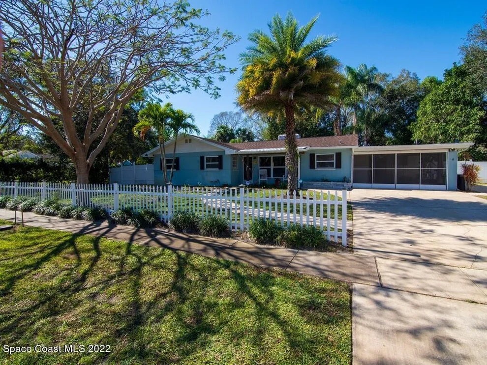 Unit for sale at 1945 34th Avenue, Vero Beach, FL 32960