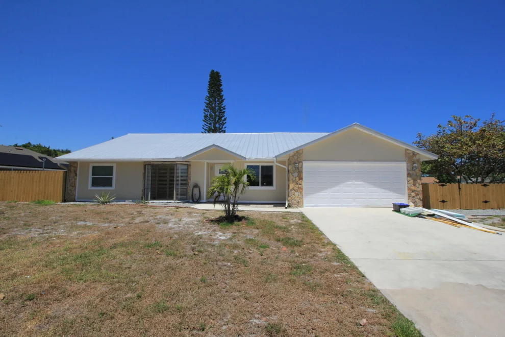 Unit for sale at 121 High Court, Sebastian, FL 32958