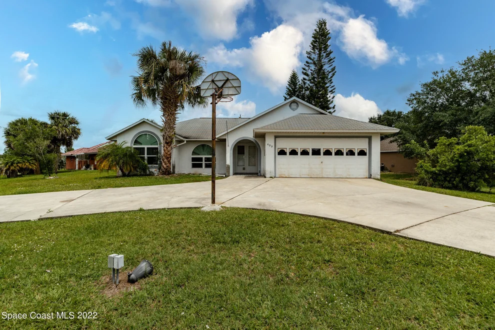 Unit for sale at 499 Stendal Road NW, Palm Bay, FL 32907