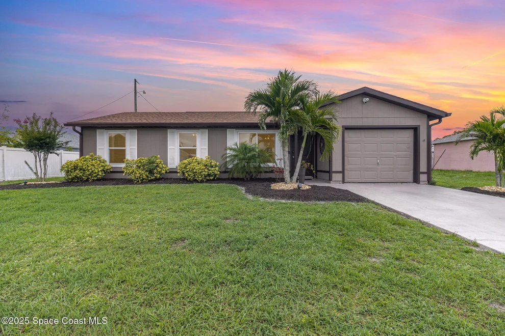 Unit for sale at 164 Cutlass Street NE, Palm Bay, FL 32907
