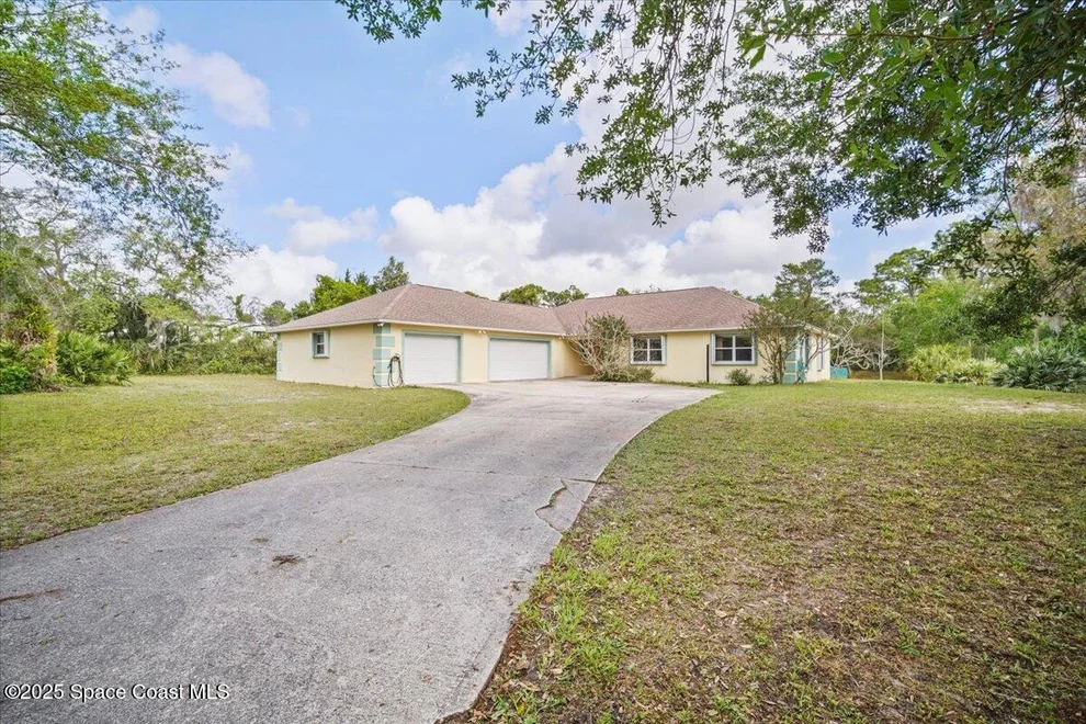 Unit for sale at 4220 Robins Hill Court, Mims, FL 32754