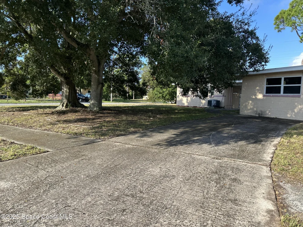 Unit for sale at 701 Thomas Avenue, Cocoa, FL 32922