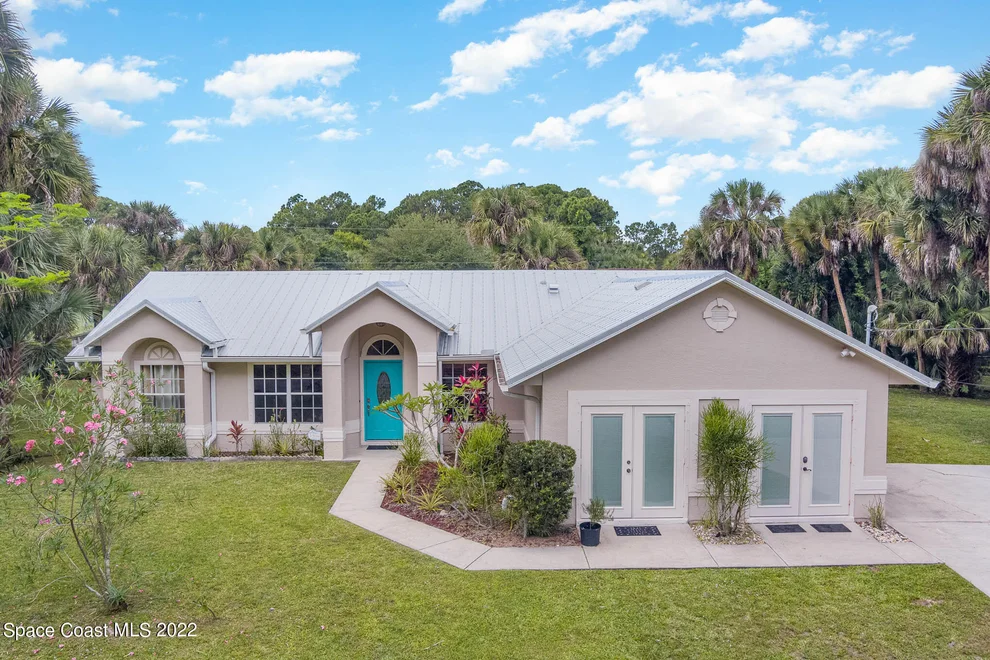 Unit for sale at 812 Hartsdale Avenue SW, Palm Bay, FL 32908