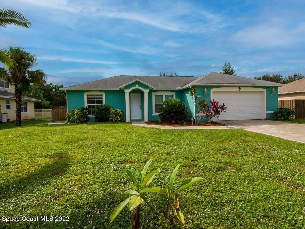 Unit for sale at 812 Majestic Avenue, Sebastian, FL 32958