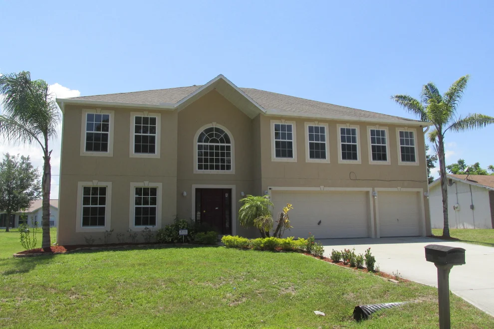 Unit for sale at 540 NE Arcadia Avenue, Palm Bay, FL 32907