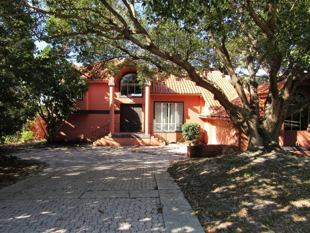 Unit for sale at 802 Whitmire Drive, Melbourne, FL 32935