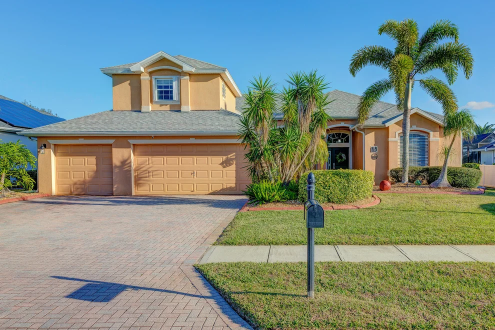 Unit for sale at 137 Brandy Creek Circle SE, Palm Bay, FL 32909