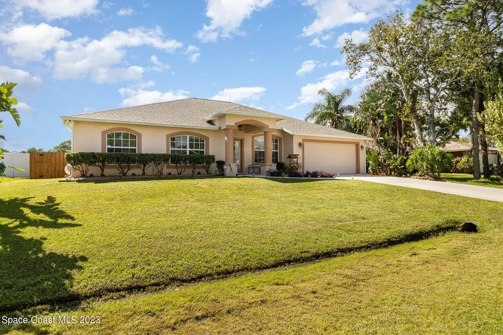 Unit for sale at 728 Munich Street NW, Palm Bay, FL 32907