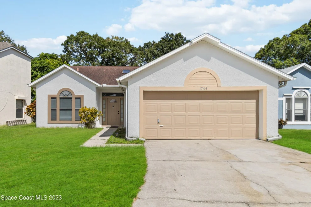 Unit for sale at 1744 Clover Circle, Melbourne, FL 32935