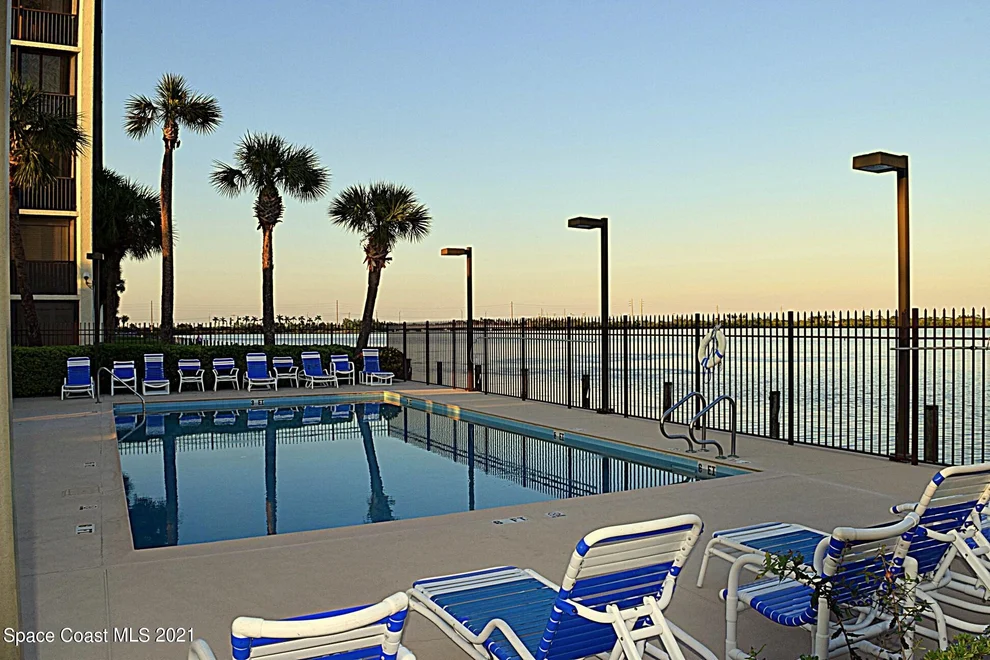 Unit for sale at 250 S Sykes Creek Parkway, Merritt Island, FL 32952