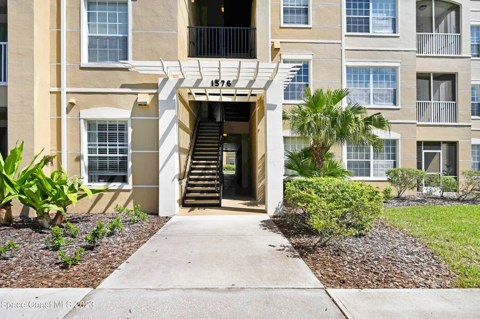 Unit for sale at 1576 Peregrine Circle, Rockledge, FL 32955