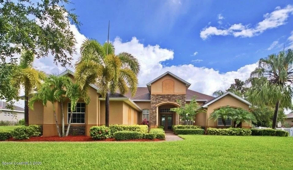 Unit for sale at 732 Carriage Lane, Merritt Island, FL 32952