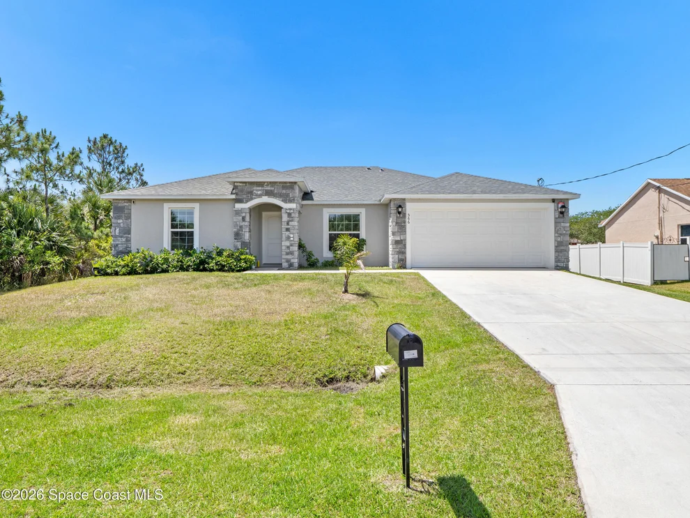 Unit for sale at 566 Forrest Hills Street SW, Palm Bay, FL 32908