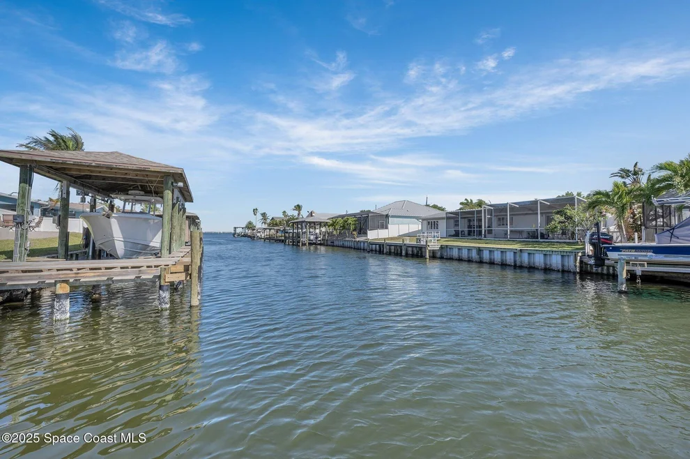 Unit for sale at 1695 Rochelle Parkway, Merritt Island, FL 32952