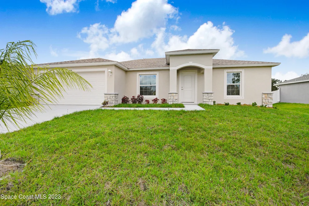 Unit for sale at 516 Olsmar Street, Palm Bay, FL 32908