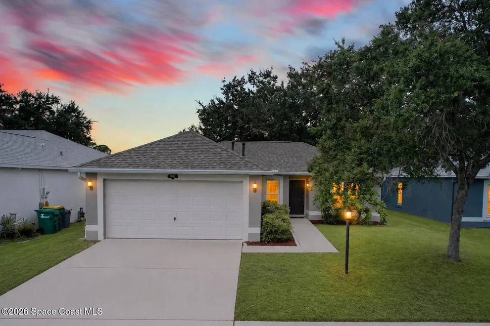 Unit for sale at 1552 Vista Lake Circle, Melbourne, FL 32904