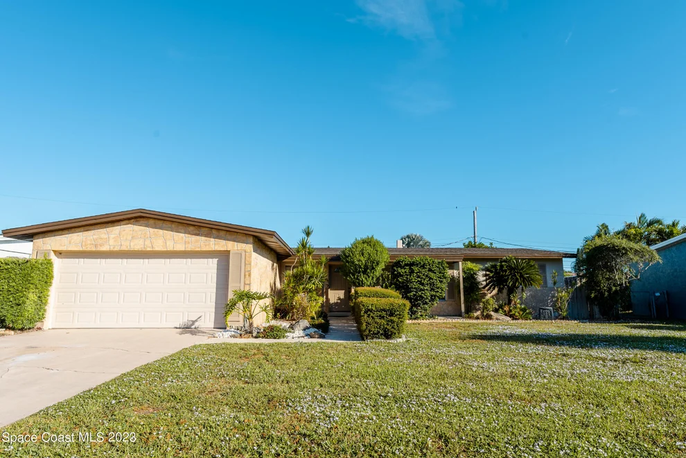 Unit for sale at 1230 Yacht Club Boulevard, Indian Harbour Beach, FL 32937